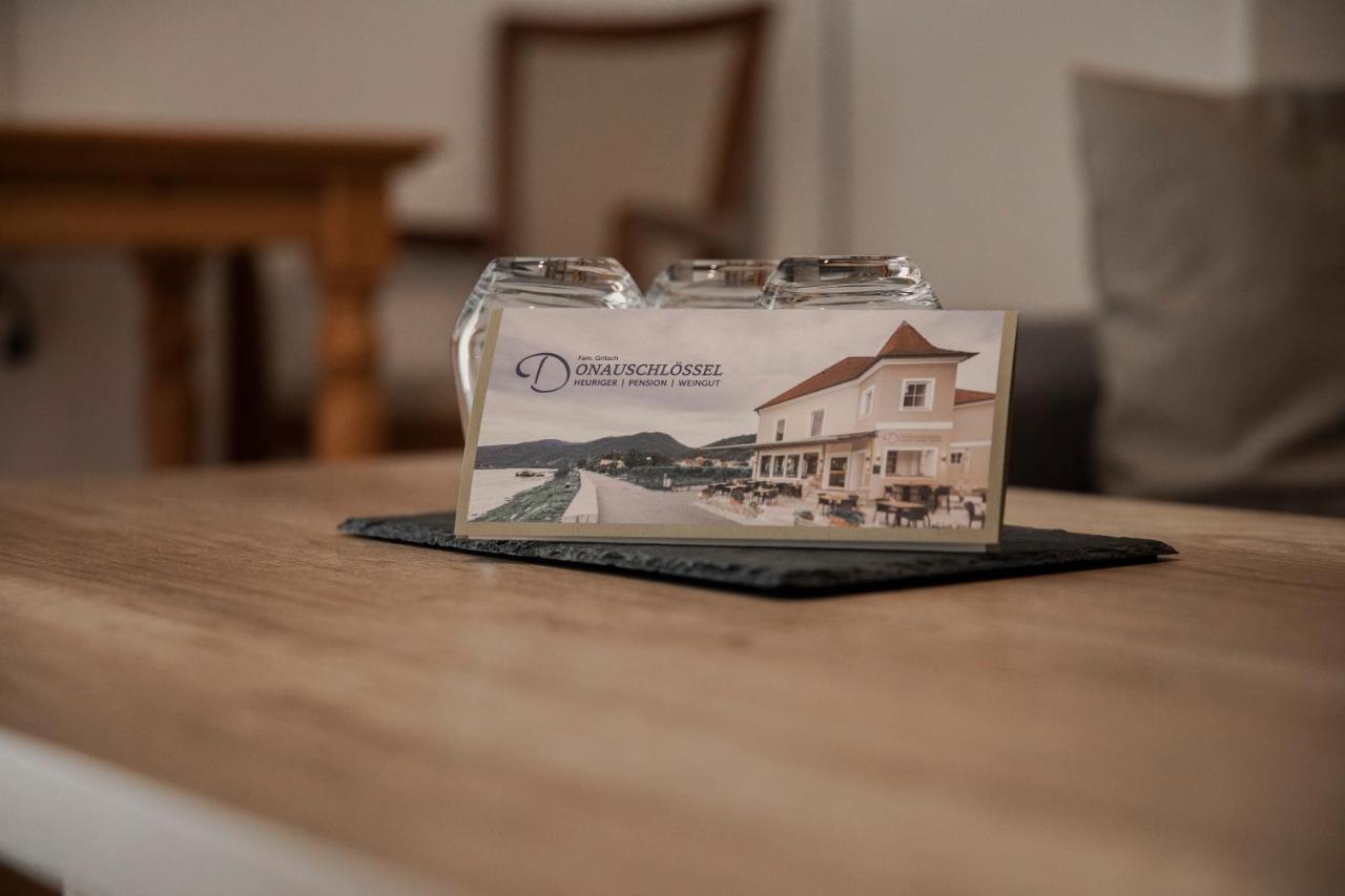 Donauschloessel Hotel Spitz an der Donau Luaran gambar