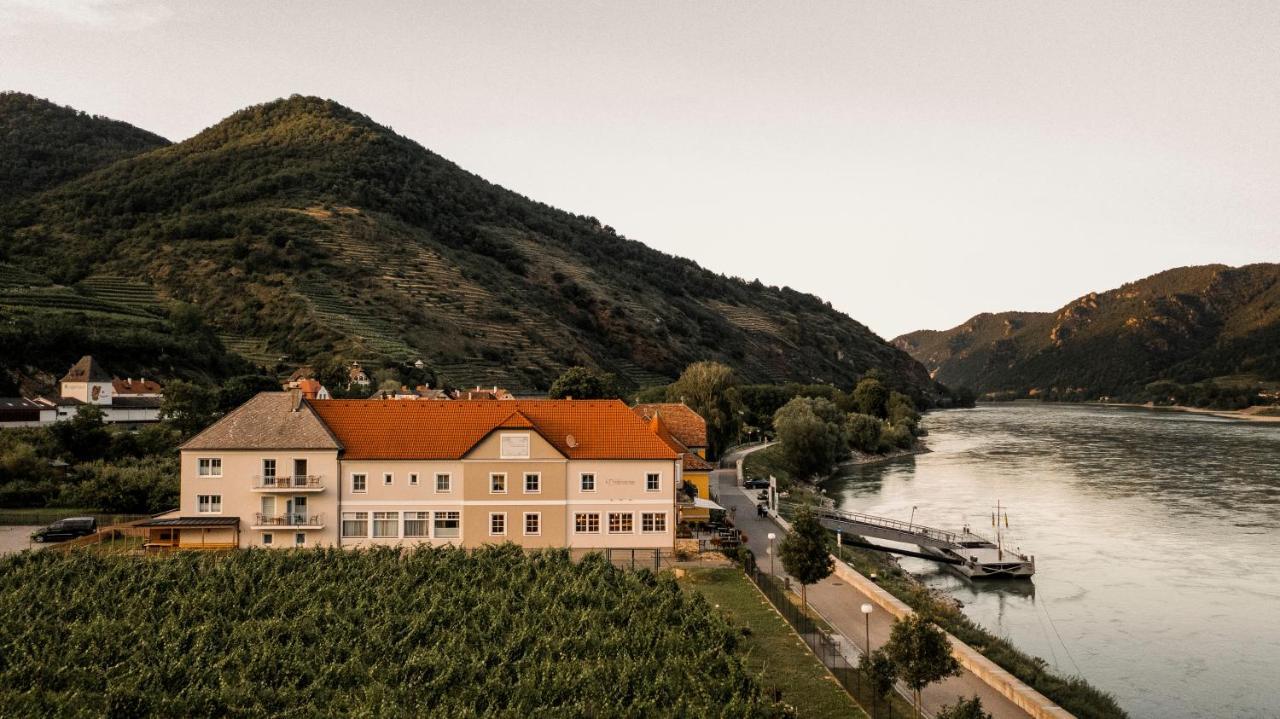 Donauschloessel Hotel Spitz an der Donau Luaran gambar